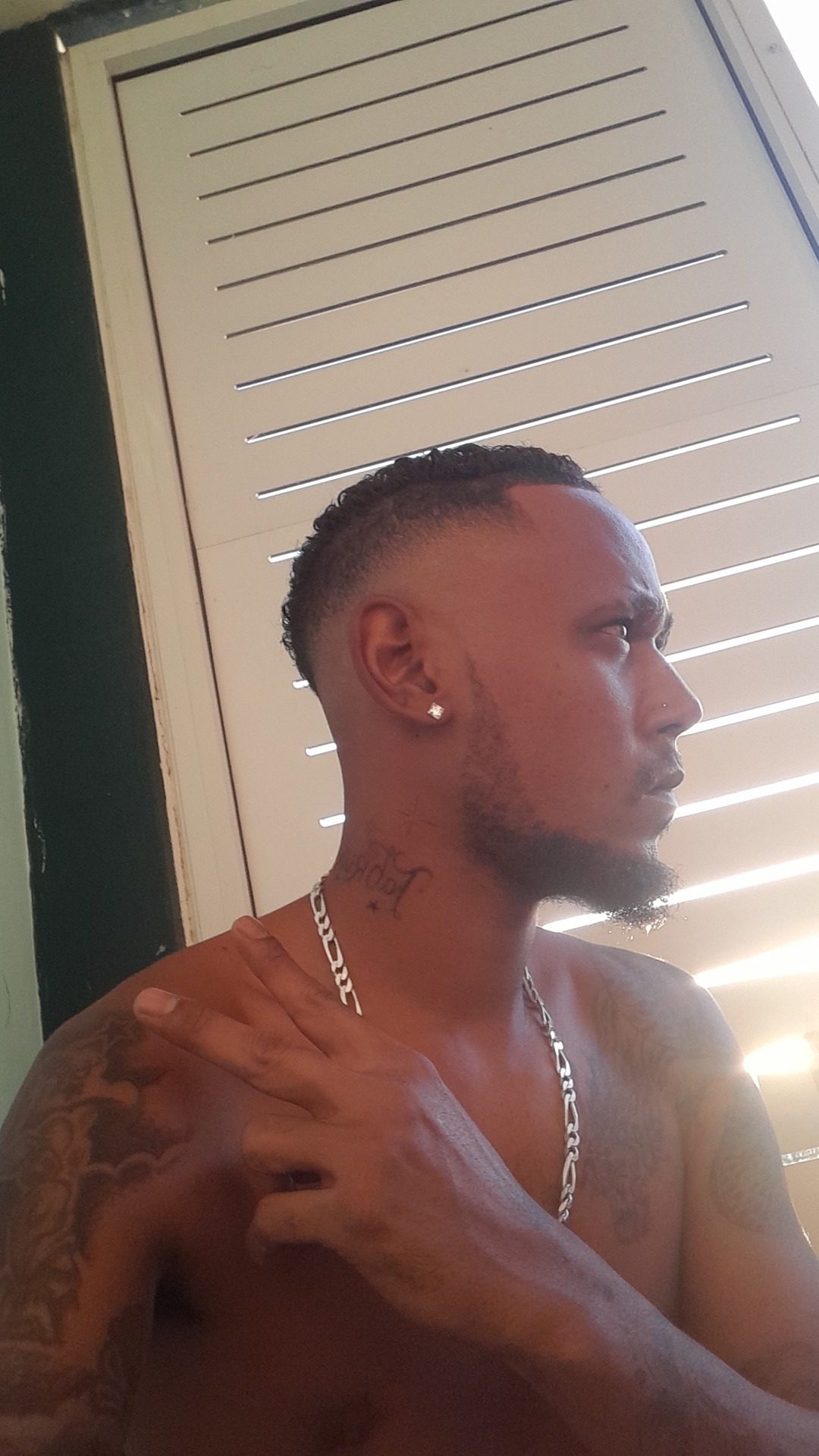Profil de Eymen, 31 ans, Speed Dating Monaco à Longueil-Annel